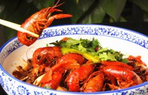 如何爆紅美食界？小龍蝦系列創(chuàng)業(yè)秘籍，打造夜宵王者的獨特之路！