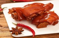五香鹵肉如何脫穎而出？創(chuàng)業(yè)者必看，創(chuàng)新定位引爆市場！