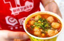 手打蝦滑如何在快餐時(shí)代逆襲？匠心傳承的美食奇跡！