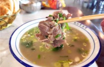 如何創(chuàng)業(yè)穩(wěn)盈利？想學羊湯，一鍋暖心味道抓住顧客！