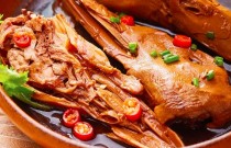 想學(xué)麻辣鴨貨？麻辣鴨貨去哪里學(xué)？掌握正宗技巧！