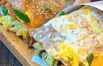 想學(xué)做煎餅果子？聊城哪里學(xué)最正宗，輕松掌握技術(shù)，快速創(chuàng)業(yè)！