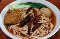 石家莊學(xué)板面哪家好？廚仟藝教你做正宗美味！