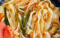 想學(xué)板面去哪里學(xué)比較好？學(xué)會這門手藝，輕松開店月入上萬！