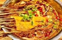 餐飲培訓(xùn)去哪里學(xué)最好？選擇專業(yè)機構(gòu)輕松學(xué)習(xí)正宗技藝