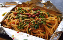想學(xué)包燒米線？手把手教學(xué)，學(xué)會(huì)獨(dú)特技藝快速上手