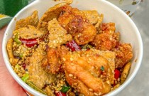 想學(xué)蟹黃鍋巴雞？學(xué)費(fèi)透明，學(xué)習(xí)正宗配方