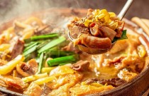 港式噴泉牛雜培訓(xùn)哪家靠譜？實體店實操+配方教學(xué)全揭秘！