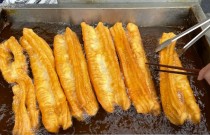 早餐油條制作技術(shù)，教你做出外脆內(nèi)軟的完美油條！