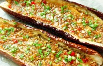 燒烤茄子的做法大全：掌握這些技巧，燒烤茄子更美味！