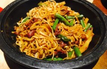 鐵鍋燜面技術(shù)培訓(xùn)？好吃又掙錢，別錯過！