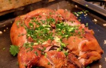 鐵板烤鴨學(xué)費多少錢？想學(xué)靠譜技術(shù)，別花冤枉錢！