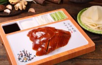 烤鴨怎么做才能脆皮？關(guān)鍵細節(jié)別忽視，賣相味道全靠它！