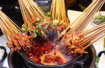 冷鍋串串和缽缽雞有啥區(qū)別？弄明白這點(diǎn)，少走彎路，多賺幾年！