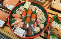 日料培訓(xùn)大概多少錢？深度剖析日料學(xué)習(xí)成本，選對(duì)課程少花冤枉錢！