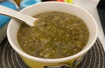 8 斤綠豆做冰鎮(zhèn)綠豆沙，100 多杯快速售罄