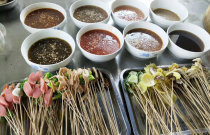沾串串的蘸料配方是否難學(xué)？揭秘味道背后的秘密，讓創(chuàng)業(yè)更有底氣！