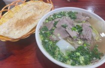 做牛肉粉絲湯一年賺多少？味道才是關(guān)鍵，用心做生意才能長久！