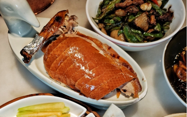 想開烤鴨店，一年能賺多少？真實(shí)數(shù)據(jù)讓你心里有數(shù)！