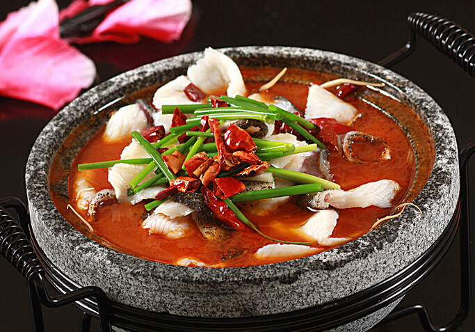 正宗石鍋魚技術(shù)培訓(xùn)：想掌握石鍋魚制作秘籍？培訓(xùn)課程讓你快速上手！