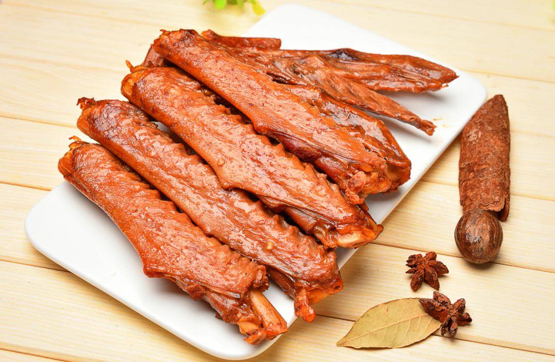 想學(xué)鹵味全套？鹵味培訓(xùn)學(xué)費(fèi)揭秘，學(xué)鹵味全套需要多少錢？