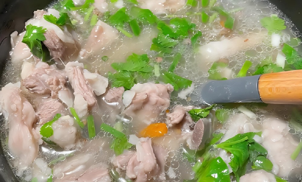 想學(xué)羊肉湯制作技術(shù)？羊肉湯哪里學(xué)？無加盟費(fèi)，純技術(shù)傳授！