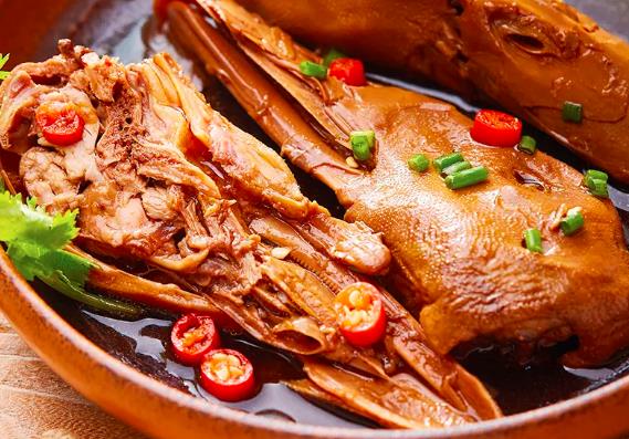 想學(xué)熟食技術(shù)？學(xué)費(fèi)一般多少錢(qián)？選擇哪家培訓(xùn)機(jī)構(gòu)最合適？