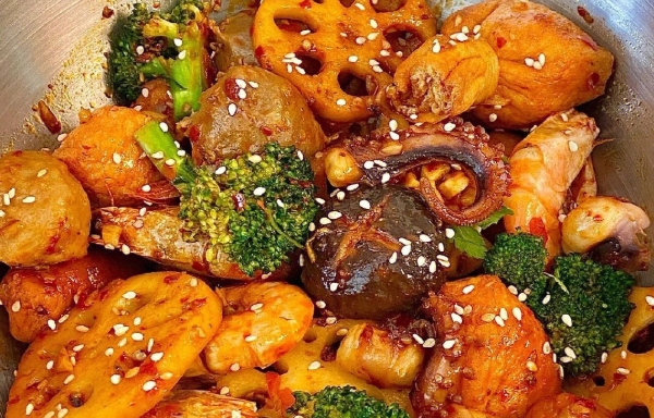 想開麻辣香鍋店？麻辣香鍋技術(shù)去哪學？避開加盟套路的正確選擇