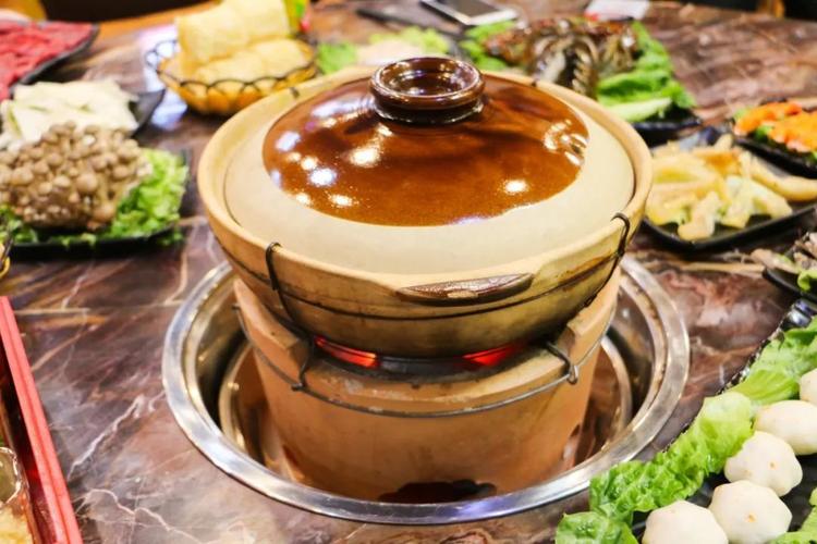 港式打邊爐做法大揭秘：掌握這些技巧，你也能做出正宗火鍋！