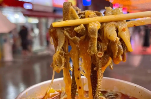 如何制作正宗牛雜粉絲湯，帶來(lái)爆款餐飲體驗(yàn)！