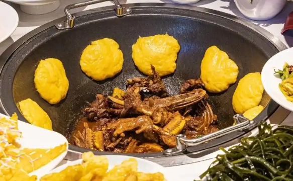 掌握鐵鍋燉的經(jīng)典技法，解鎖美味燉菜配方，輕松學(xué)會家常鐵鍋燉