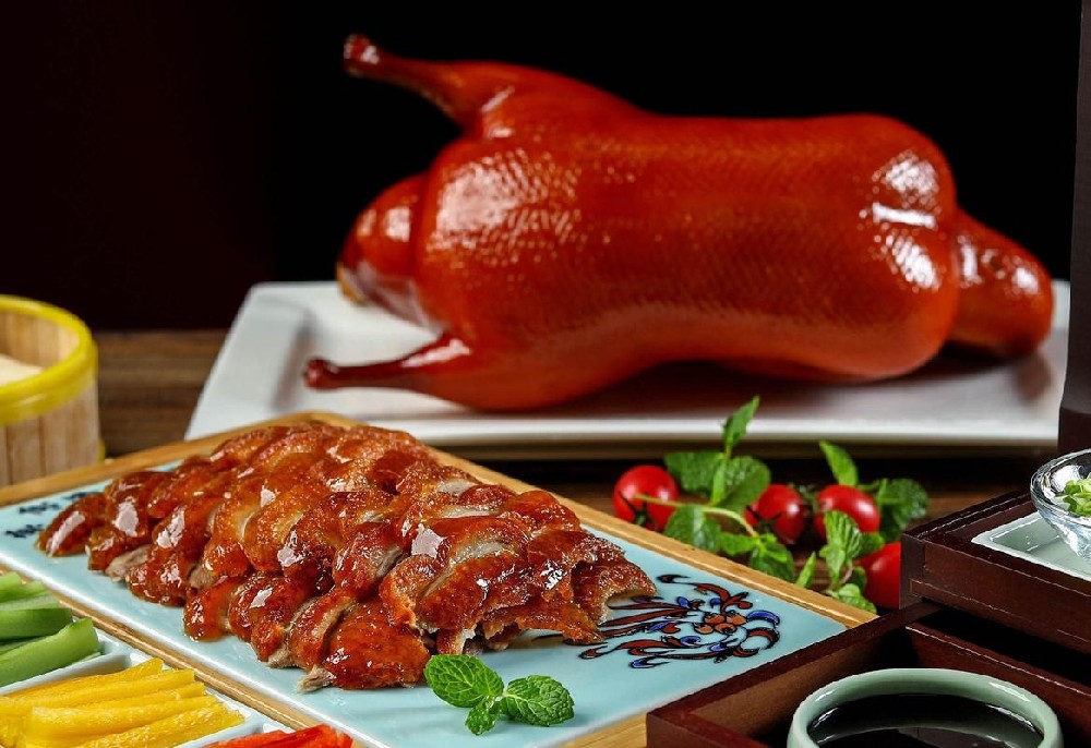 北京烤鴨技術(shù)培訓(xùn)，學(xué)到正宗手法，開啟餐飲事業(yè)！