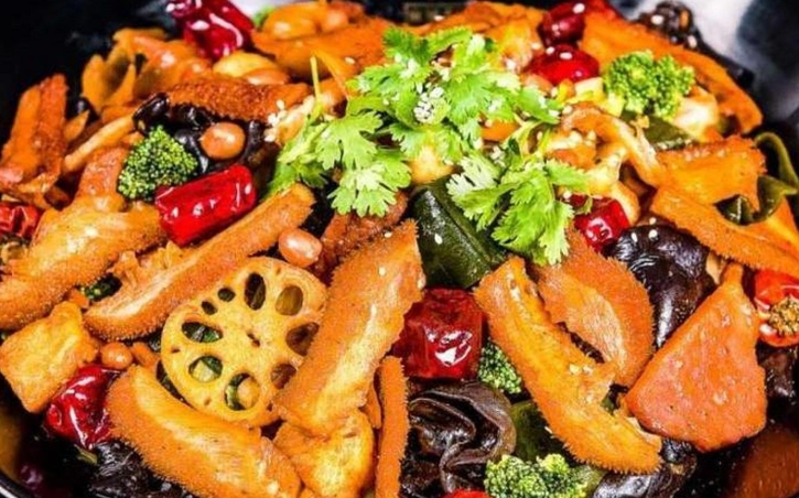 唐山哪里可以學(xué)麻辣燙？廚仟藝教你做地道麻辣燙！