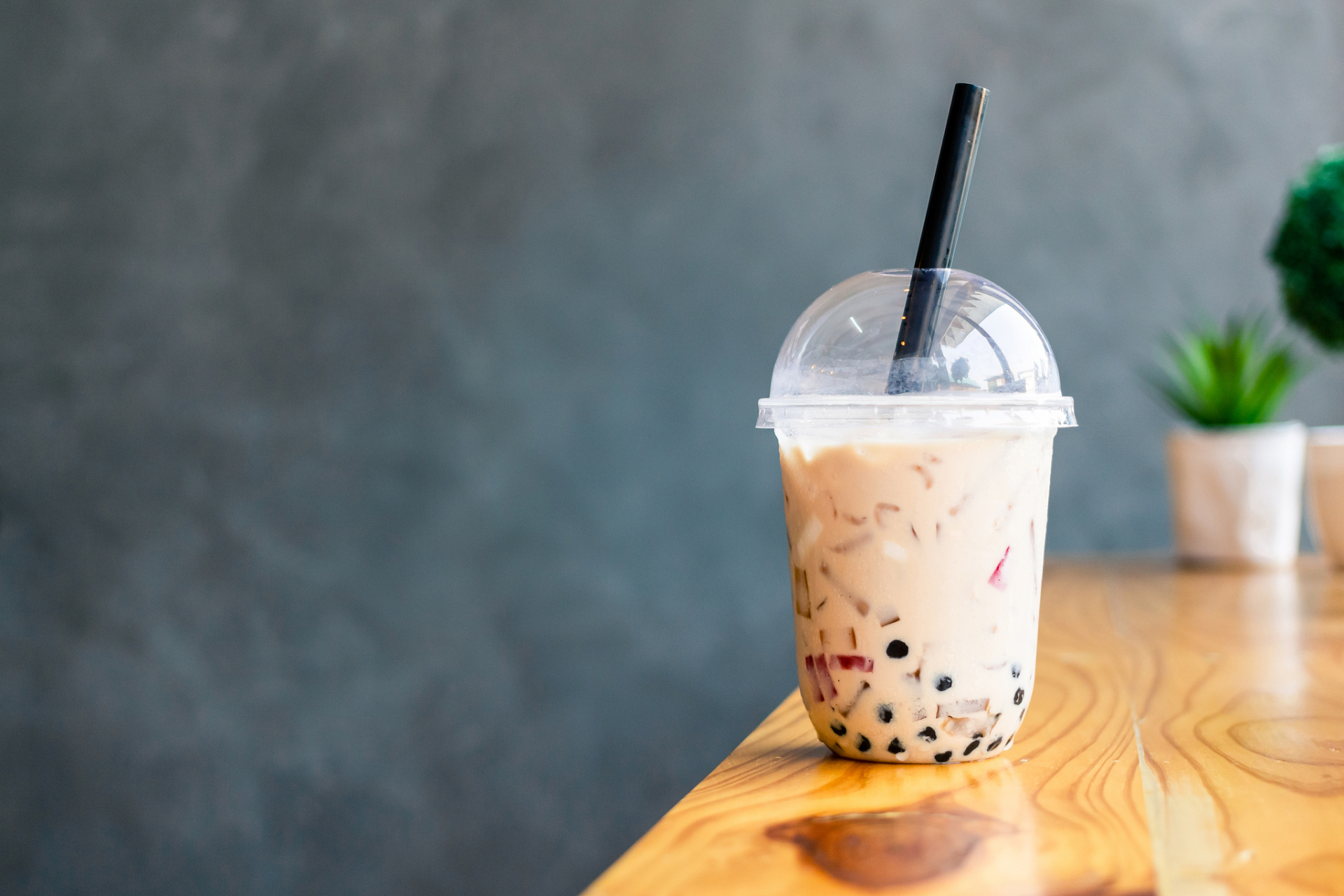 唐山奶茶培訓(xùn)學(xué)費(fèi)多少？小成本創(chuàng)業(yè)？核心配方全程實(shí)操，輕松開店！