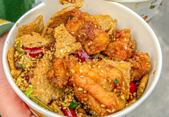 想學(xué)蟹黃鍋巴雞？學(xué)費(fèi)透明，學(xué)習(xí)正宗配方