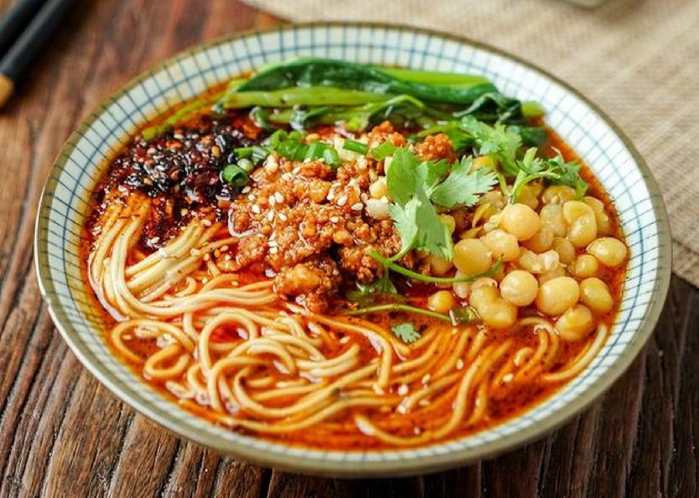 重慶小面學(xué)費(fèi)3800，3天學(xué)會(huì)，7天開店，靠譜嗎？