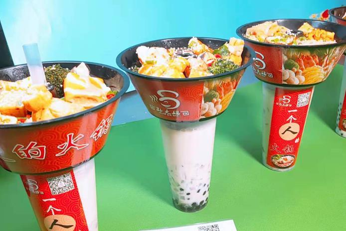水果杯火鍋杯在哪里能學(xué)？創(chuàng)業(yè)者必看培訓(xùn)攻略，帶你一步步學(xué)做賺錢小吃！
