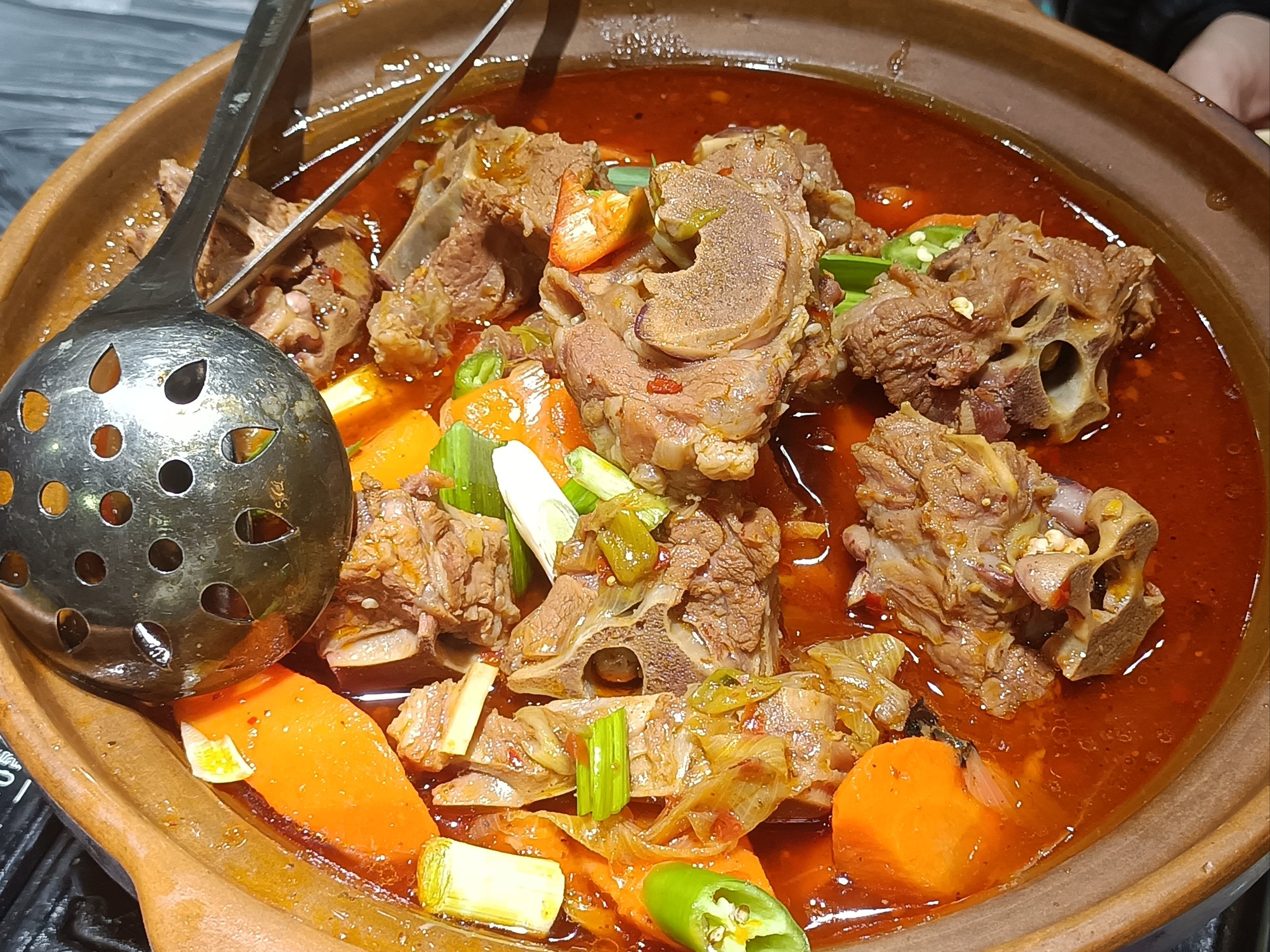 羊蝎子火鍋技術(shù)培訓(xùn)，學(xué)會(huì)為止！業(yè)內(nèi)揭秘：這些坑你一定要避開(kāi)！
