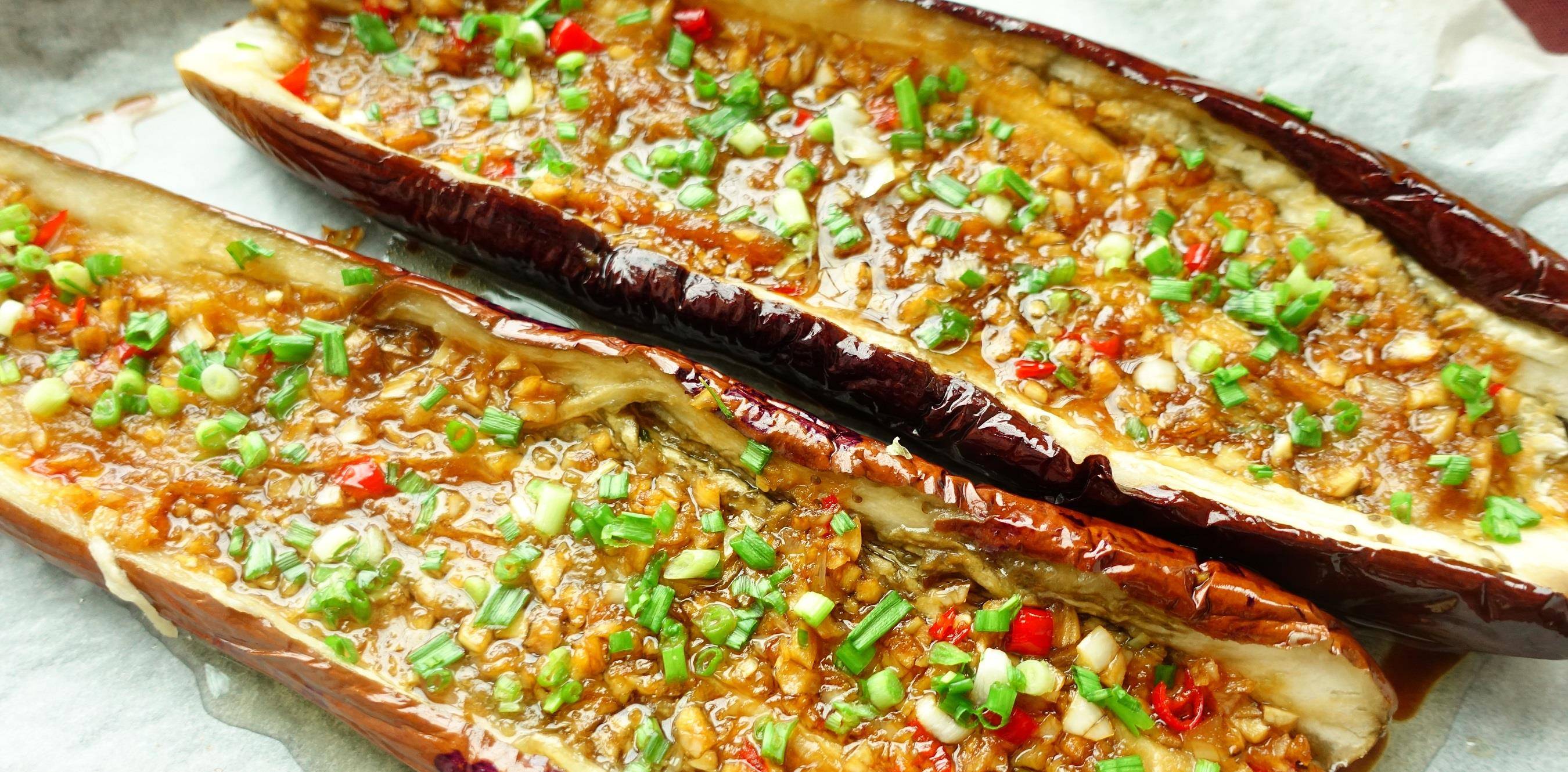 燒烤茄子的好吃做法：輕松掌握，成為燒烤達(dá)人！