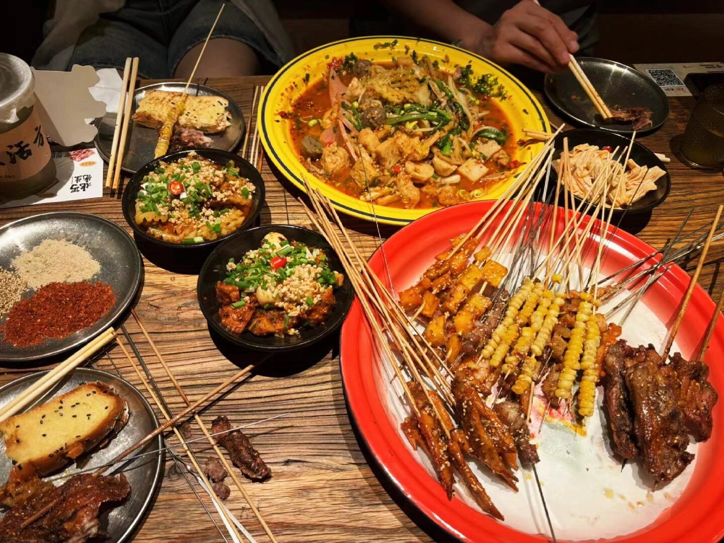 哪里學(xué)燒烤最正宗？學(xué)費貴嗎,答案來了！