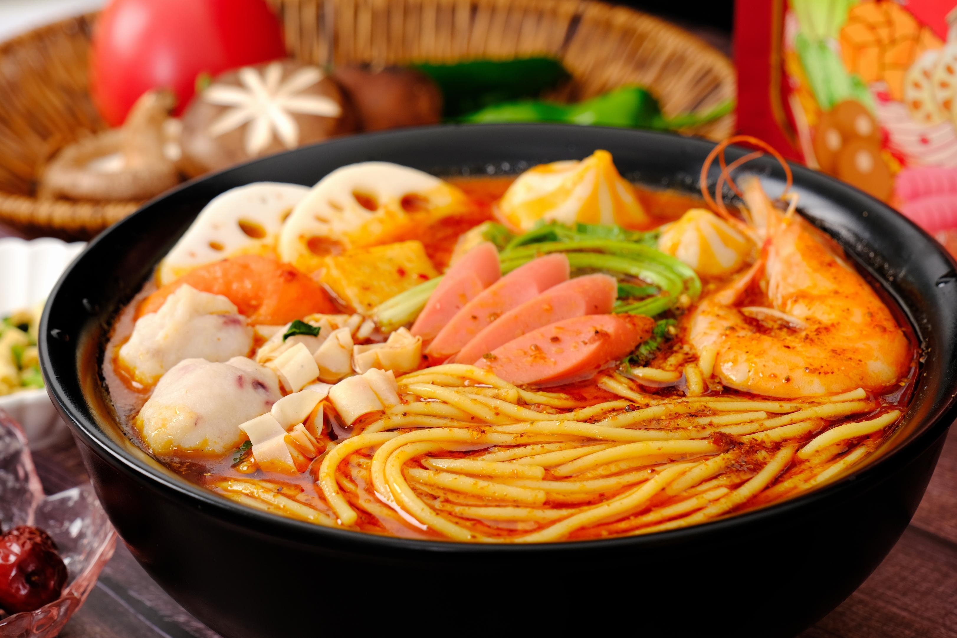 麻辣燙一天賣800能掙多少錢？利潤怎么算，擺攤開店都適合！