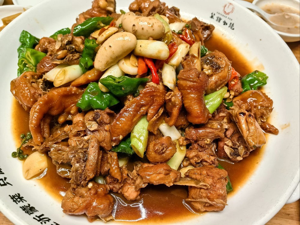 山東炒雞的做法？家常鍋氣與特色技巧結(jié)合,學(xué)會這些做出正宗臨沂炒雞！