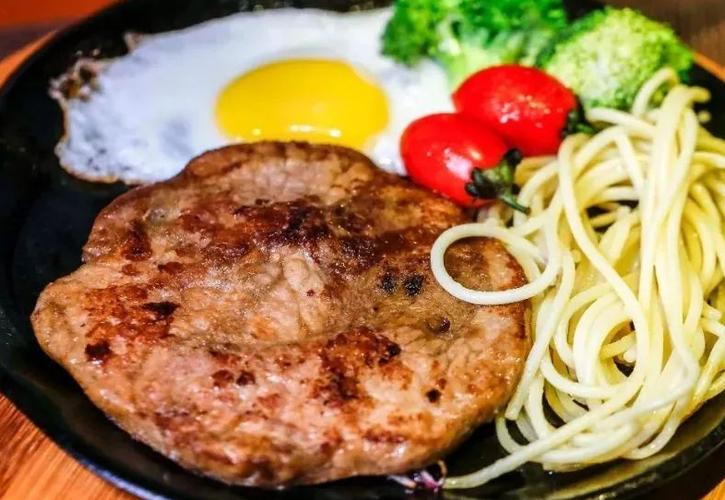 地攤牛排技術(shù)培訓去哪里學？學費多少錢？牛排和黑椒醬的核心配方