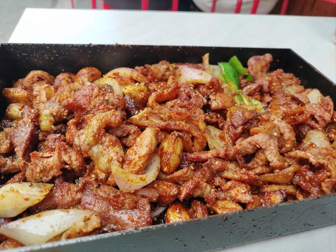 戳子肉賺錢嗎？擺攤開店能行嗎，背后的真實(shí)門道告訴你