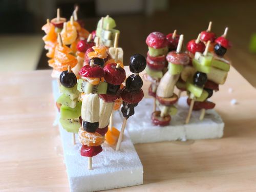 冰糖葫蘆生意好做嗎？從小吃街火爆現(xiàn)象聊開店避坑經(jīng)驗(yàn)！