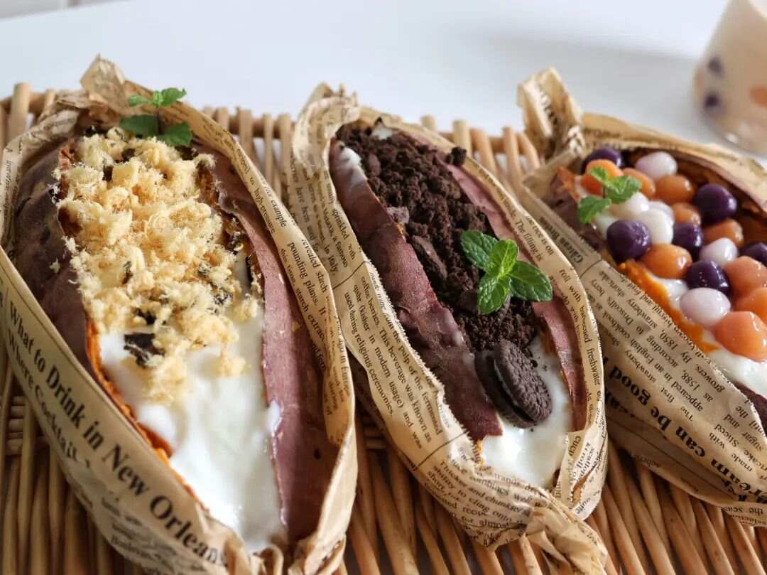 花式烤地瓜利潤有多大？地攤新寵的生意經，誰都能輕松上手！