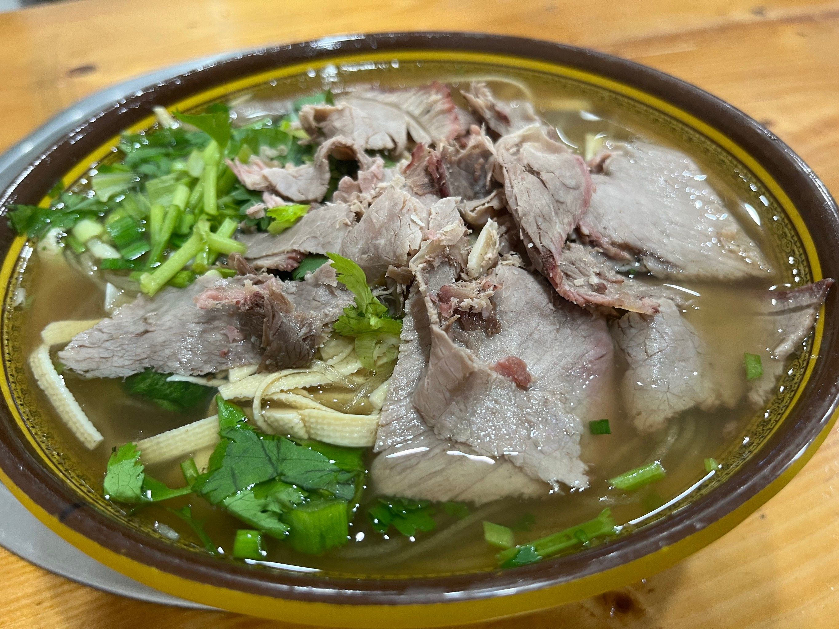 牛肉粉絲湯技術(shù)培訓(xùn)靠譜嗎？掌握正宗配方，做出一碗香氣撲鼻的牛肉粉絲湯！