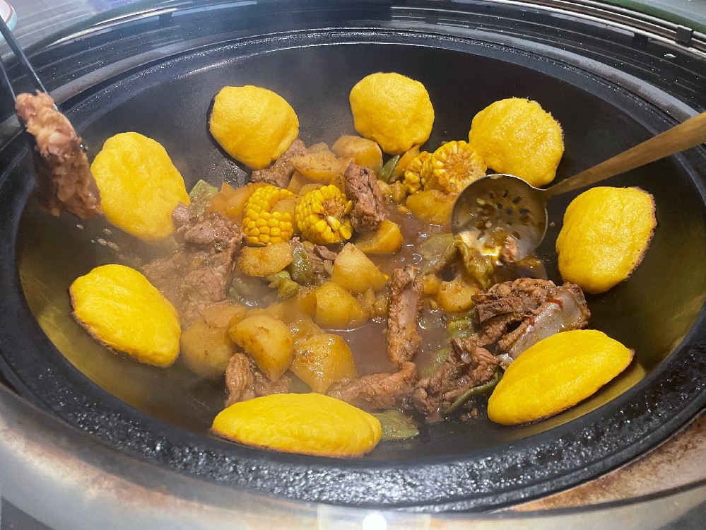 鐵鍋燉學費多少？別被“加盟費”忽悠了，學好技術(shù)自己開店才是硬道理！