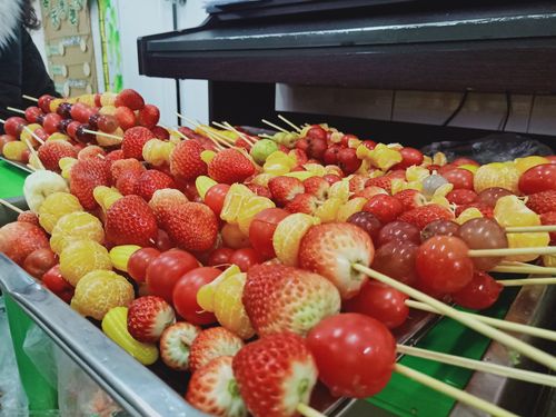 想學(xué)冰糖葫蘆去哪里學(xué)？一串糖果撐起童年回憶，學(xué)技術(shù)比加盟更靠譜！